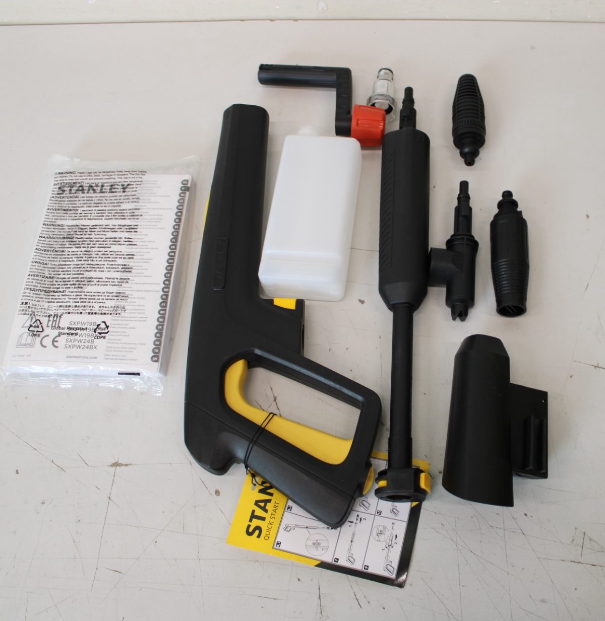 Stanley Pressure Washer, REFURBISHED, DIRTY, USED, SCRACHED