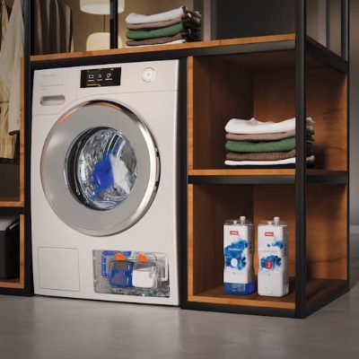 MIELE ULTRA PHASE 1 šķidrais divu komponentu mazgāšanas līdzeklis veļai TWIN DOS sistēmai