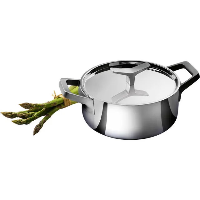 Electrolux katls ar vāku 3l