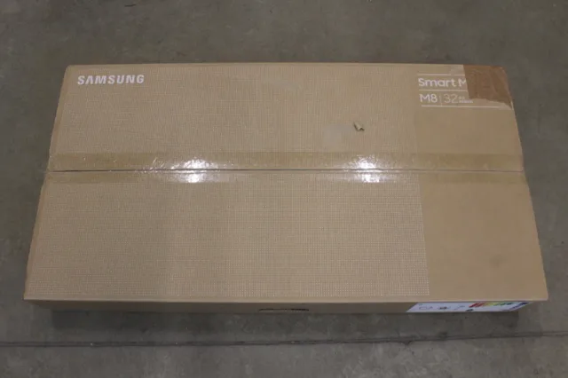 Samsung SALE OUT. | LS32FM801UUXDU | 32 " | VA | 16:9 | 60 Hz | 4 ms | 3840 x 2160 pixels | 400 cd/m² | HDMI ports quantity 1 | White | Warranty 24 month(s) | DAMAGED PACKAGING