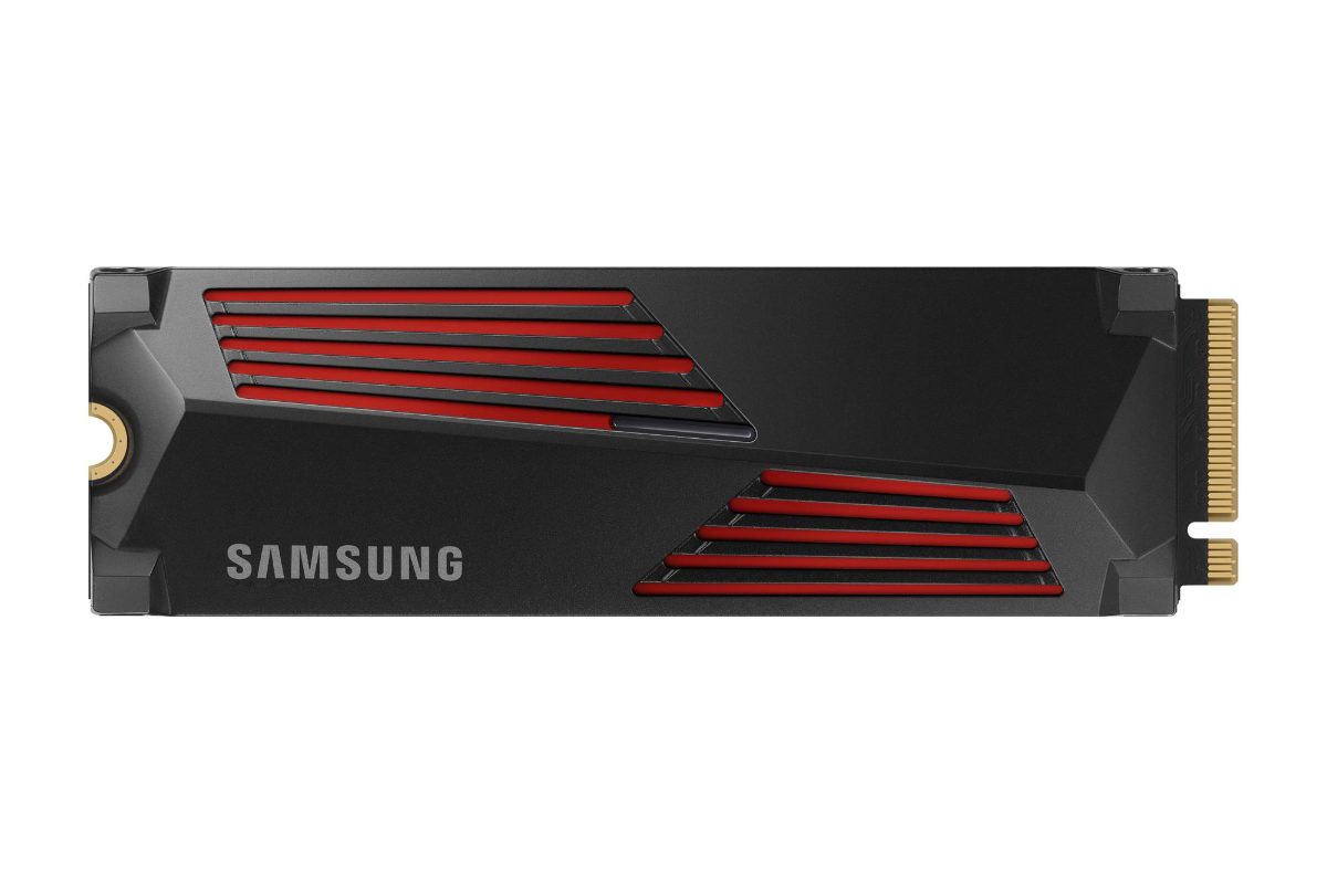 990 PRO with Heatsink, 4000 GB, SSD form factor M.2 2280, Solid-state drive interface M.2 NVME, Read speed 7450 MB/s, Write speed 6900 MB/s