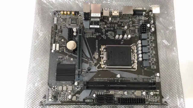 SALE OUT. Gigabyte H610M S2H V2 1.0 | Processor family Intel | Processor socket LGA1700 | DDR5 DIMM | Supported hard disk drive interfaces M.2, SATA | Number of SATA connectors 4 | REFURBISHED, WITHOUT ORIGINAL PACKAGING AND ACCESSORIES, ONLY BACK PANEL INCLUDED