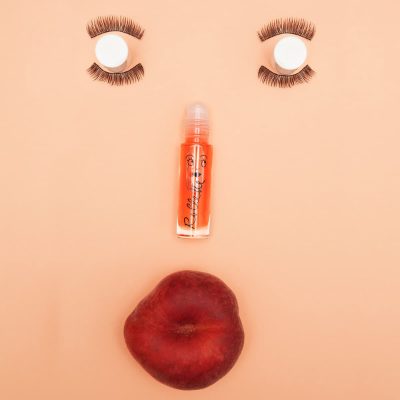 Nailmatic Kids Dabīgs un mitrinošs bērnu lūpu spīdums ar vitamīniem un augļu garšu, Peach, 6,5 ml